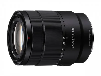 E 18-135mm f/3.5-5.6 OSS