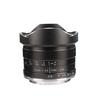 7,5mm f/2.8 x Sony E