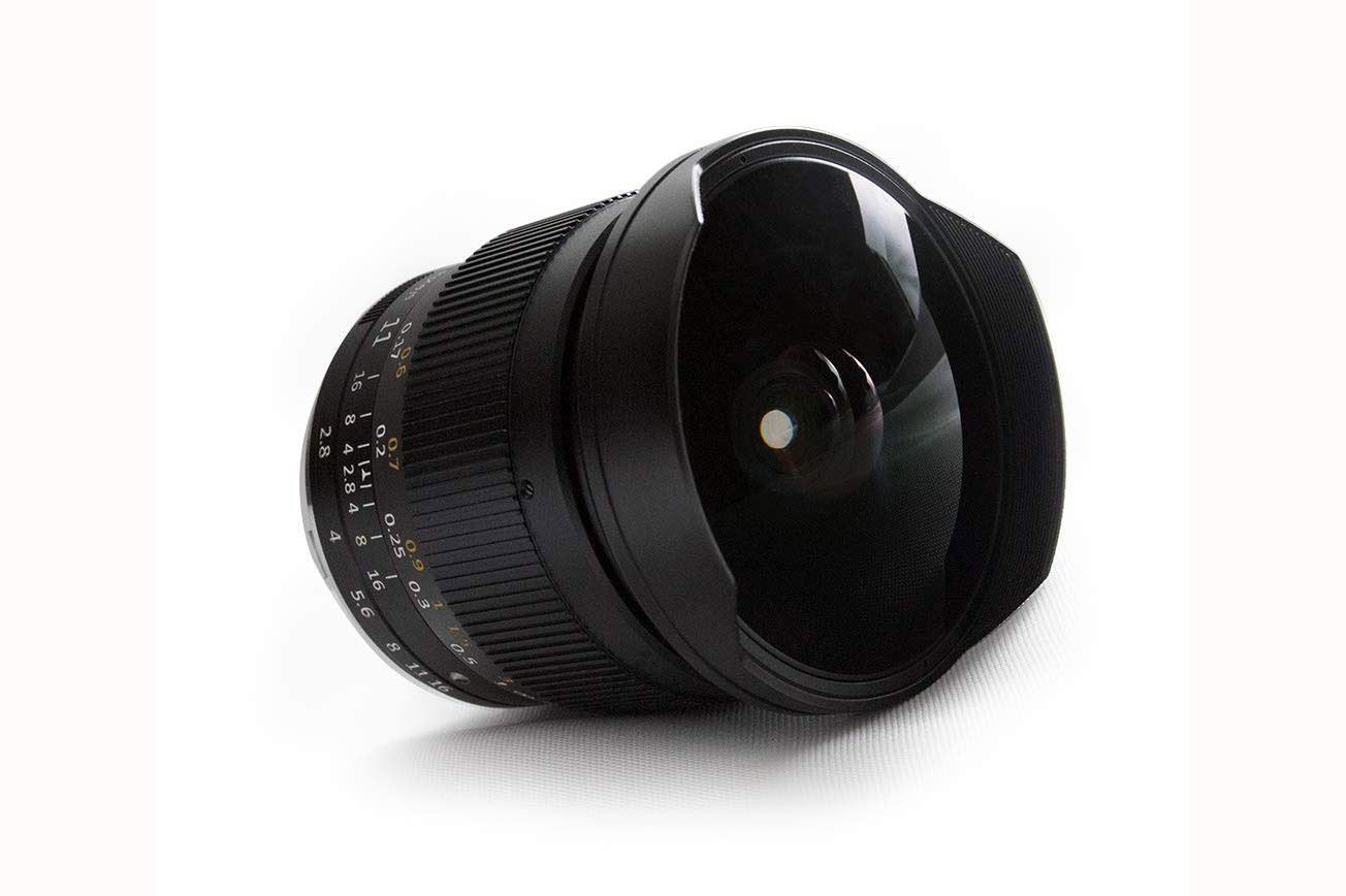 11mm f/2.8 FISH EYE FF x Canon R