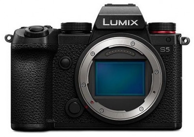 Lumix S5 + 20-60mm f/3.5-5.6 + 50mm f/1.8 — immagine 3