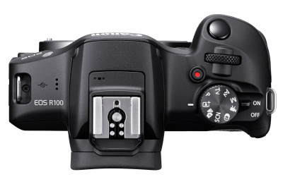 EOS R100 + RF-S 18-45mm F4.5-6.3 IS STM — immagine 3