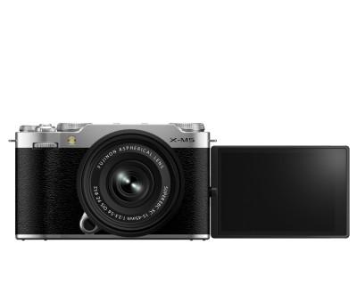 X-M5 Silver + XC 15-45mm F3.5-5.6 OIS — immagine 2
