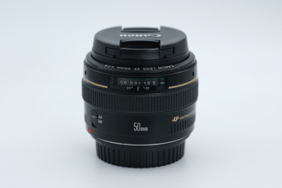 EF 50mm f/1.4 U