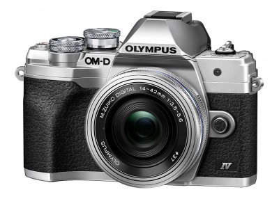 OM-D E-M10 Mark IV + ED 14-42mm F3.5-5.6 EZ Argento
