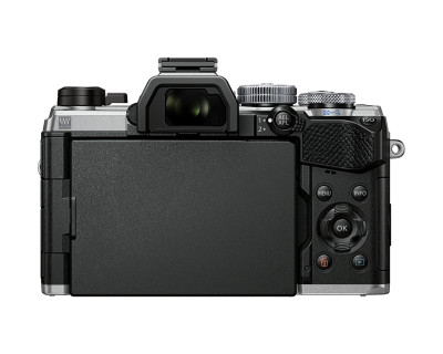 OM-5 Silver + 12-40 F2.8 PRO II — immagine 5