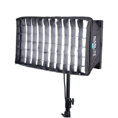 Pannello LED RGBWW PavoSlim 120C 150W 12830Lux — immagine 2