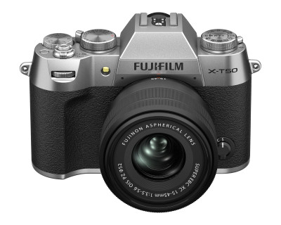 X-T50 Silver + XC 15-45mm f/3.5-5.6 OIS — immagine 2
