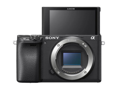 A6400 + E 18-135mm f/3.5-5.6 OSS (ILCE6400AMB) Ver.2025 — immagine 7
