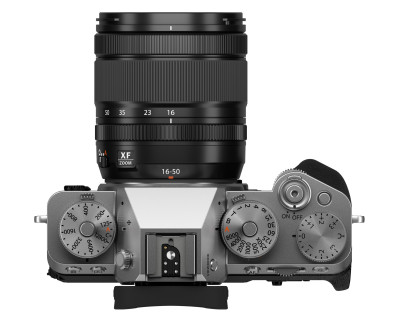 X-T5 Silver + XF 16-50mm F2.8-4.8 R LM WR — immagine 3