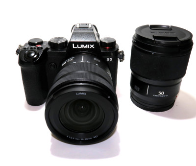 Lumix S5 + 20-60mm f/3.5-5.6 + 50mm f/1.8
