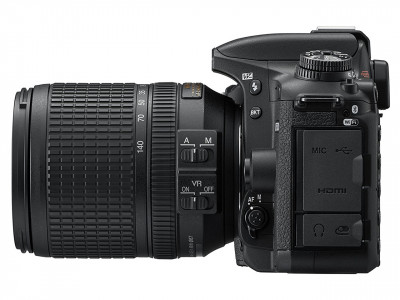 D7500 + AF-S 18-140 F3.5-5.6 G ED VR + SD 32GB Lexar Pro 800x — immagine 4