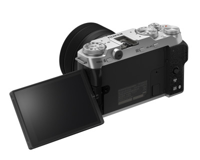 X-M5 Silver + XC 15-45mm F3.5-5.6 OIS — immagine 4