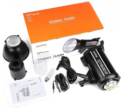 GODOX MONOTORCIA QT-600II M - ATTACCO BOWENS STROBO — immagine 3