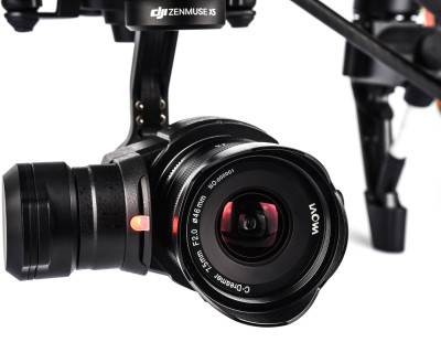 Venus Optics 7.5mm f/2 per MicroQuattroTerzi nero – leggero — immagine 2