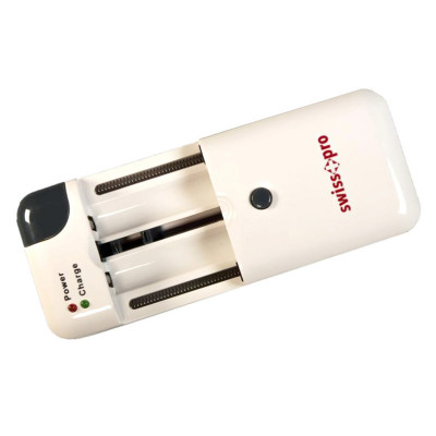 C-734U Caricabatterie da viaggio universale con USB - Bianco — immagine 2