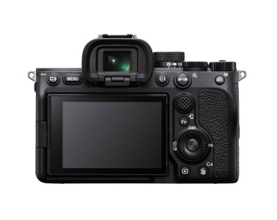 A7 IV + FE 28-70mm F3.5-5.6 OSS II (ILCE7M4MB) — immagine 3