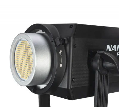 FS-200 Luce Led Spot Daylight 240W 5600K — immagine 3