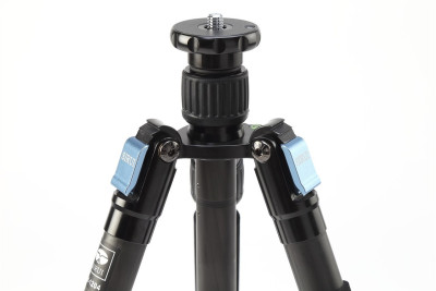 Treppiede W-1204 in fibra di carbonio — immagine 2