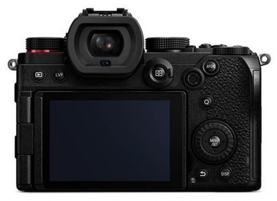 Lumix S5 + 20-60mm f/3.5-5.6 + 50mm f/1.8 — immagine 4