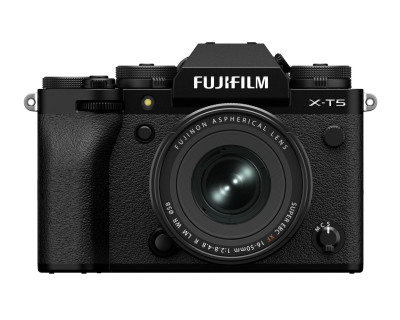 X-T5 Black + XF 16-50mm F2.8-4.8 R LM WR