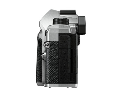 OM-5 Silver + 12-40 F2.8 PRO II — immagine 7