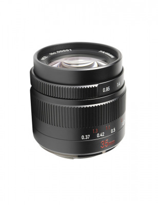 35mm f/0.95 x Micro Quattro Terzi