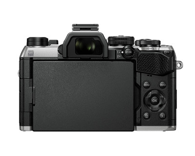 OM-5 II Silver + 14-150mm F4-5.6 II — immagine 2