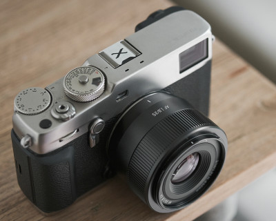 AF 35mm f/1.8 II Nero x Fuji FX — immagine 3