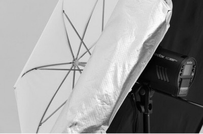 Ombrello Traslucido 85 cm per AD300Pro Flash — immagine 9