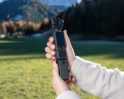 Impugnatura con batteria integrata per Osmo Pocket 3 / Pocket 4 — immagine 3